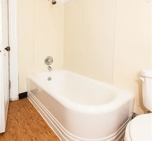 1100 Hill St — Photo 11
