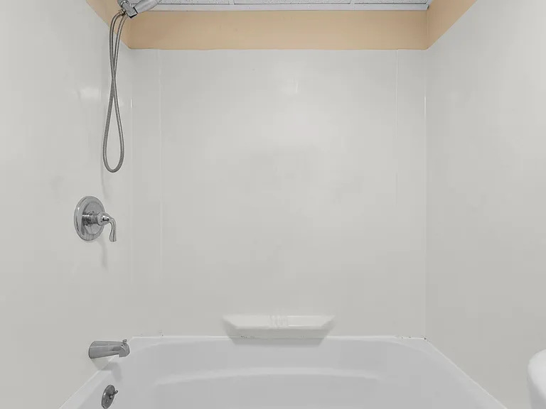 15 Garden St #1 — Photo 5
