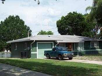 2nd image of 9401 Treasure Ne Ln
