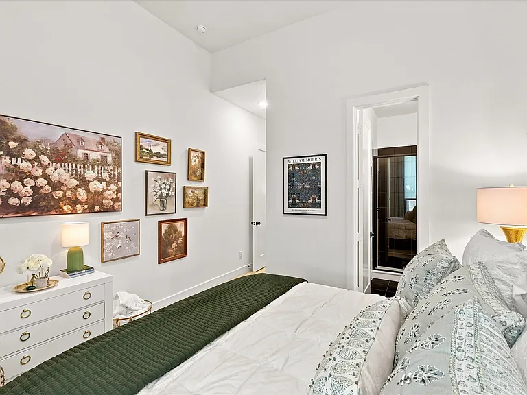 2432 Casia Lndg — Photo 42