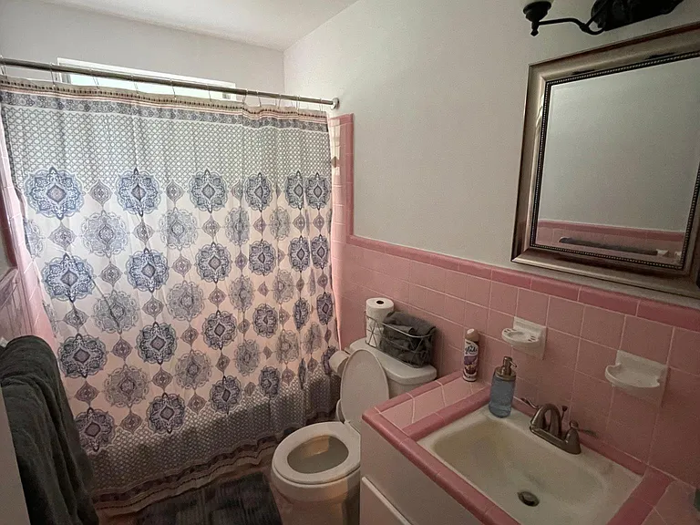 1239 NW 9th Ave #D — Photo 16