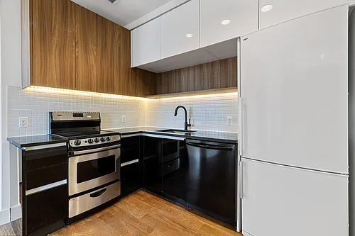 75 Ralph Ave #3E Photo 1