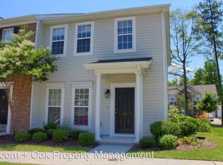 11 Suncrest Ct, Durham, NC 27703