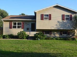 9949 Martin Ave, Lake City, PA 16423