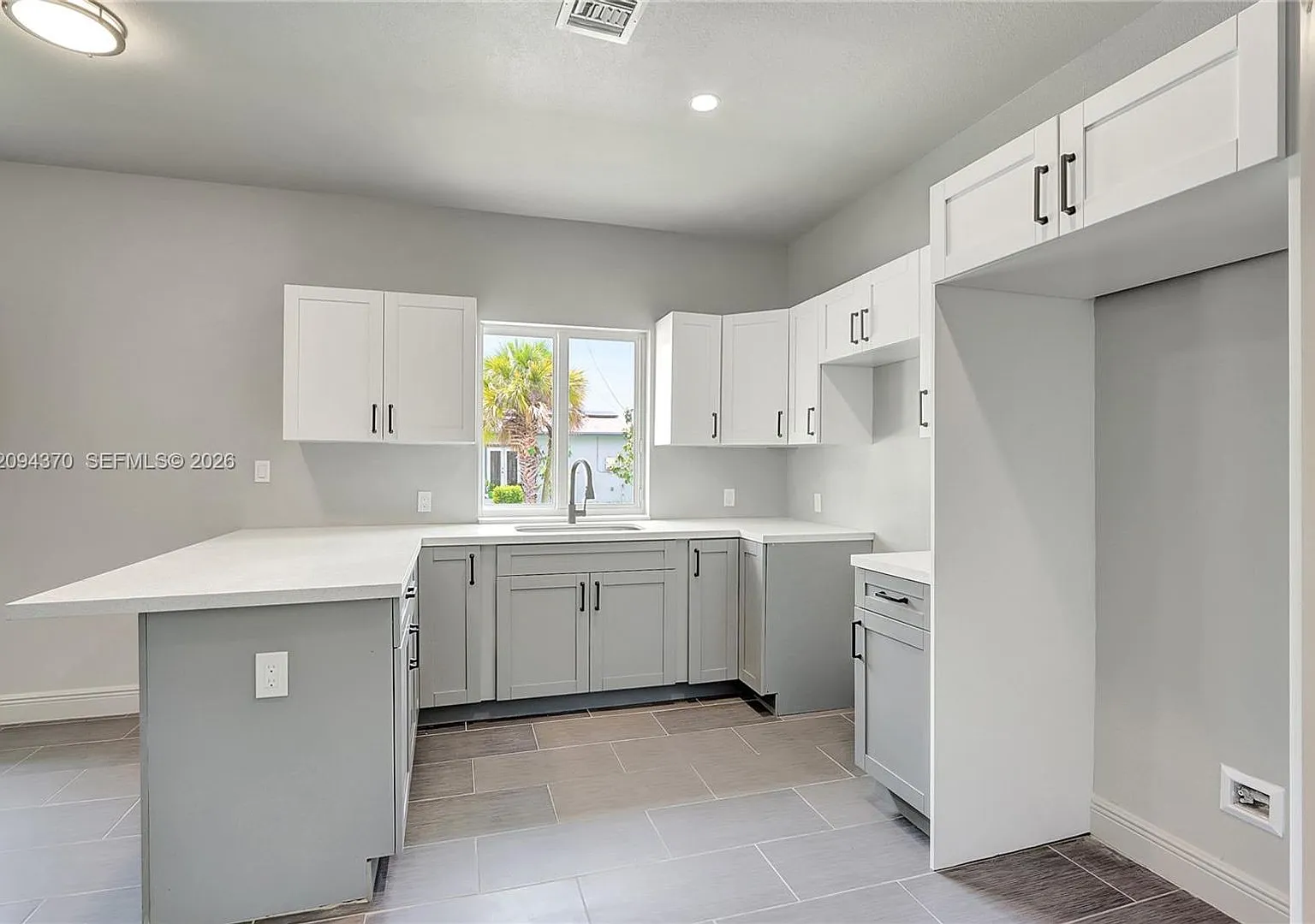 707 NW 2nd Terrace -, Pompano Beach, FL 33060 - 5608 — Photo 1
