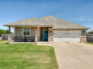 1216 N Taylor Way, Mustang, OK 73064