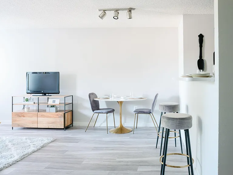 Parc at Glenbrook Apartments — Photo 24