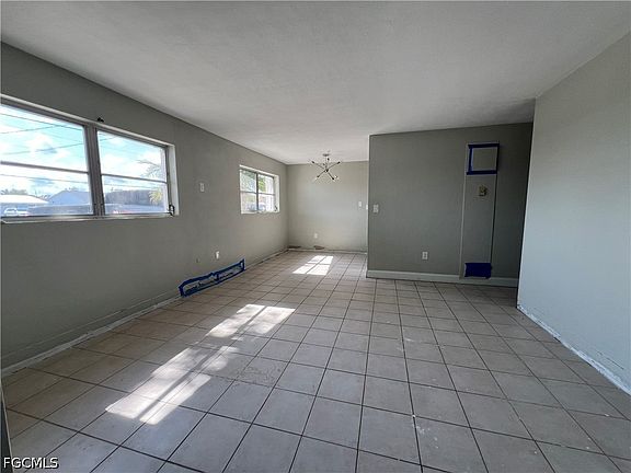 2nd image of 21288 Edgewater Dr