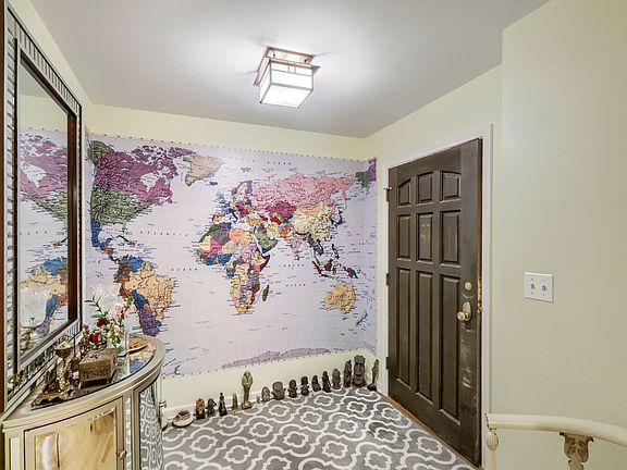 4th image of 1005 Bonnie Brae Pl APT 4D