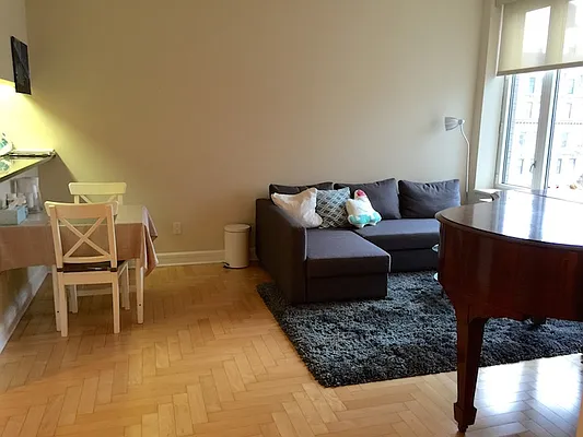 Rented by Triplemint | media 10