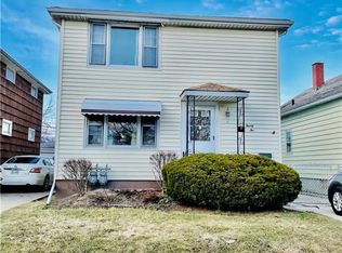 22 Rowan Rd, Buffalo, NY 14215