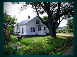 124 S Craftsbury Rd, Craftsbury, VT 05826