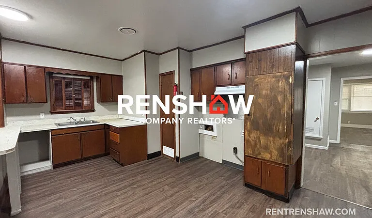 2537 Spottswood Ave — Photo 13