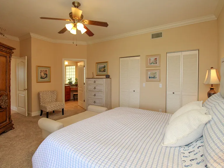 7024 Pelican Bay Blvd #F-504 — Photo 15