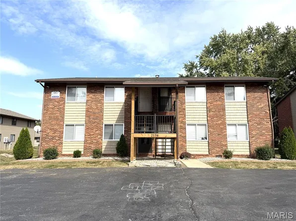 2134 E Belle Ave, Belleville, IL 62221
