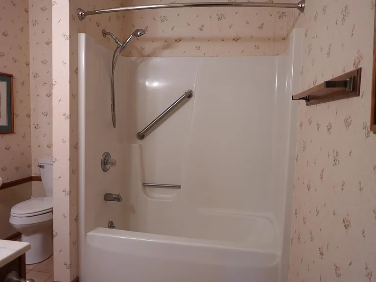 525 Spring Lane Dr — Photo 16