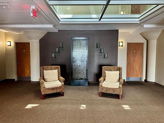 3rd image of 401 W Shoreline Dr Unit 339