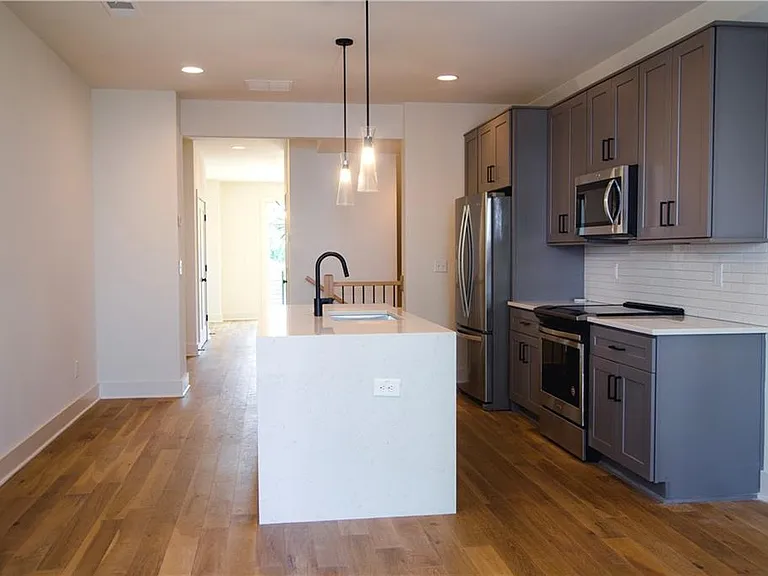 1350 May Ave SE #20 — Photo 5