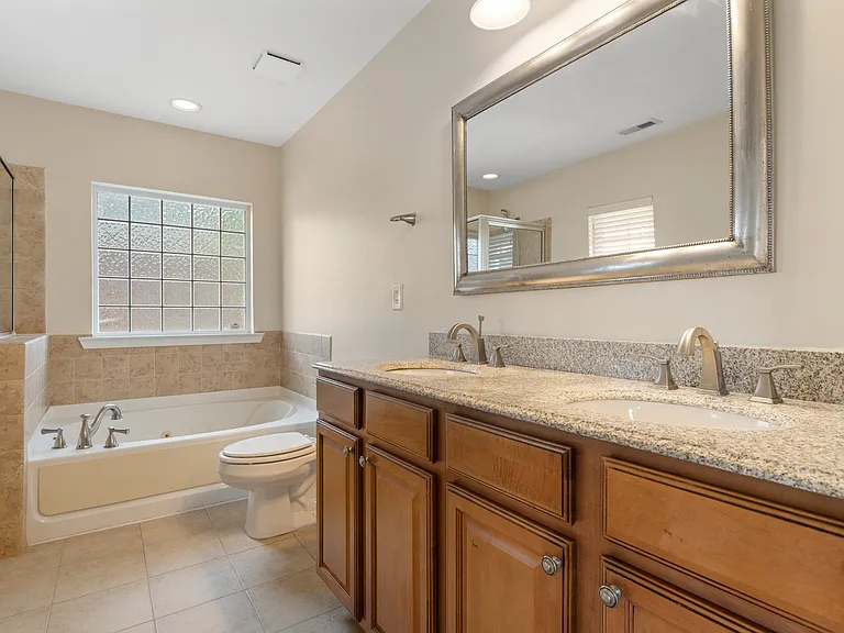 232 Lone Star Way — Photo 27
