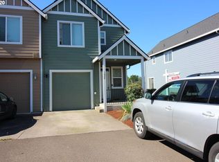 162 Fenton Ave #162C, Molalla, OR 97038