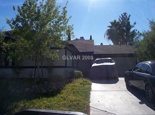 3rd image of 5909 Tippin Dr