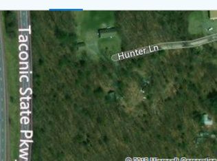 11 Hunter Ln, Red Hook, NY 12571