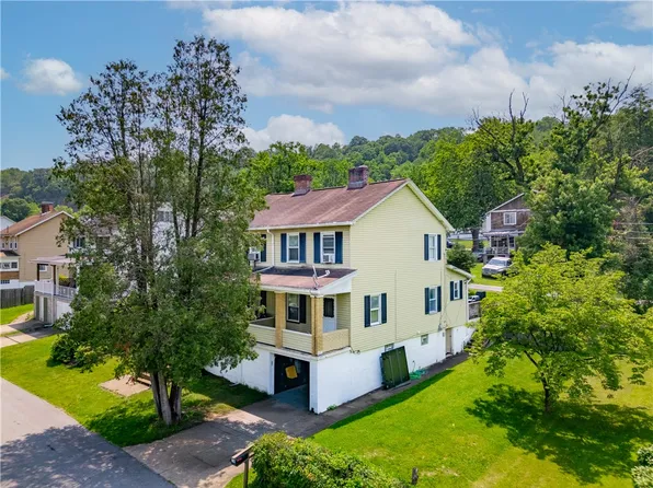 18 Allegheny Ave, Cuddy, PA 15031