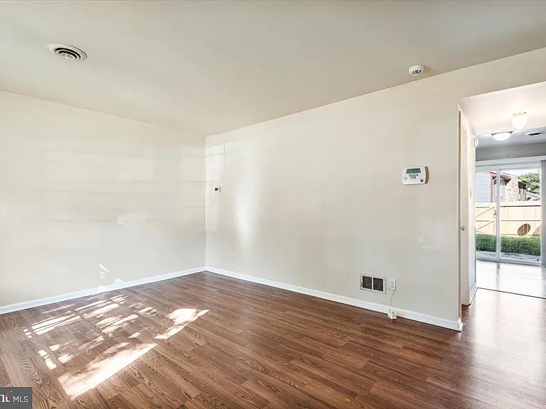 7823 Provincetown Dr — Photo 3