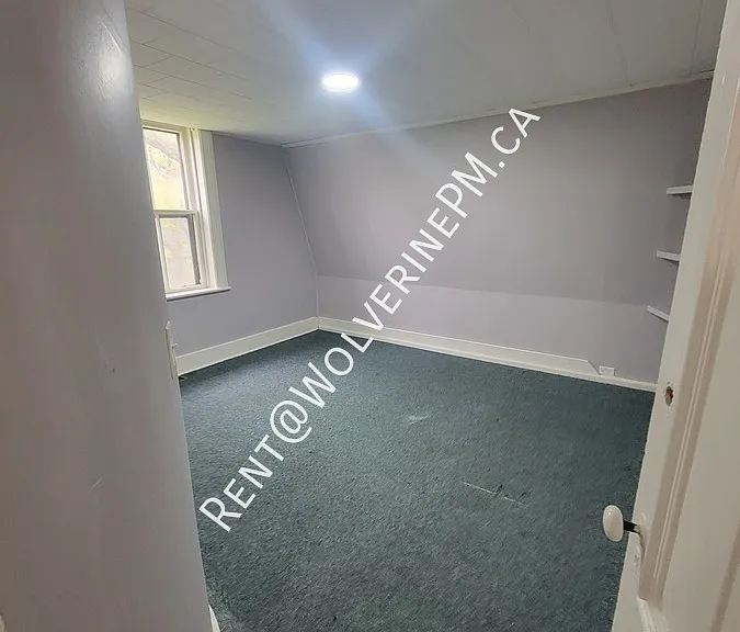 409 Pleasant St #B — Photo 15