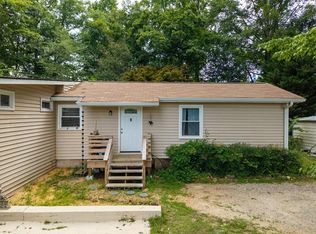 58 Knox Rd, Powder Springs, GA 30127