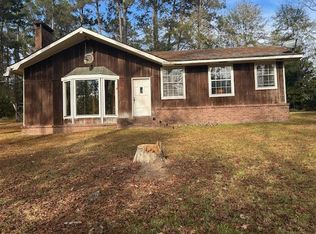 714 Oak Dr, Waynesboro, MS 39367