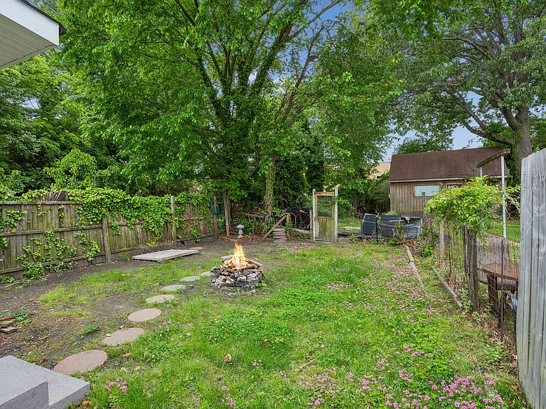 177 D View Ave — Photo 23