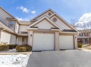 1759 Nature Ct, Schaumburg, IL 60193