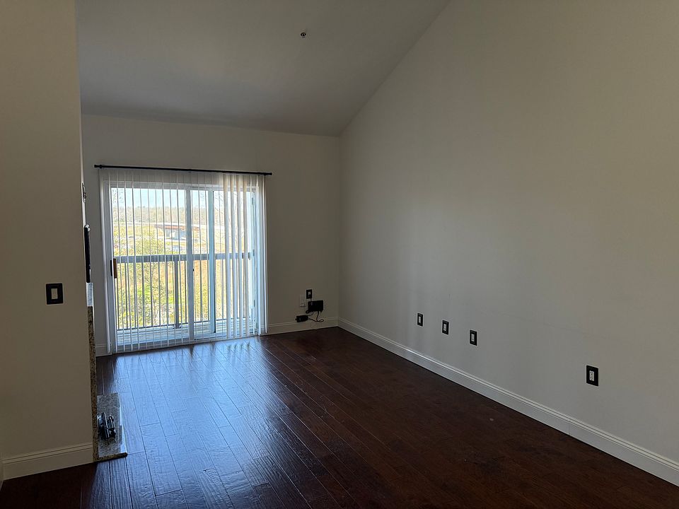 1st image of 11320 Aristotle Dr APT 406