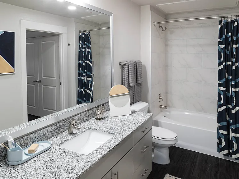 Jada Legacy Central Apartments — Photo 9