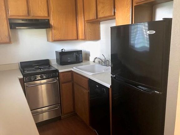 4th image of 3736 Oak Creek Dr Unit A
