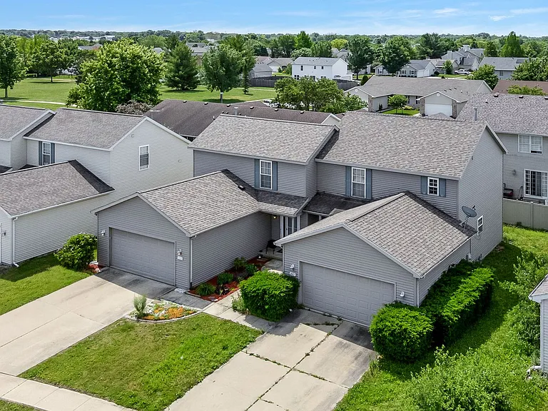 3907 Balmoral Dr — Photo 6