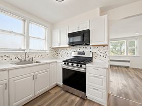 6713 E Roosevelt Blvd, Philadelphia, PA