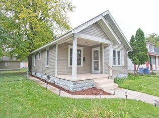 926 Oakdale St SE, Grand Rapids, MI 49507