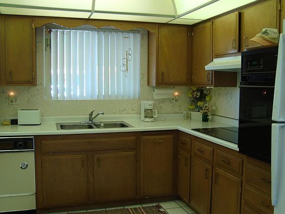 4th image of 10153 W Cinnebar Ave