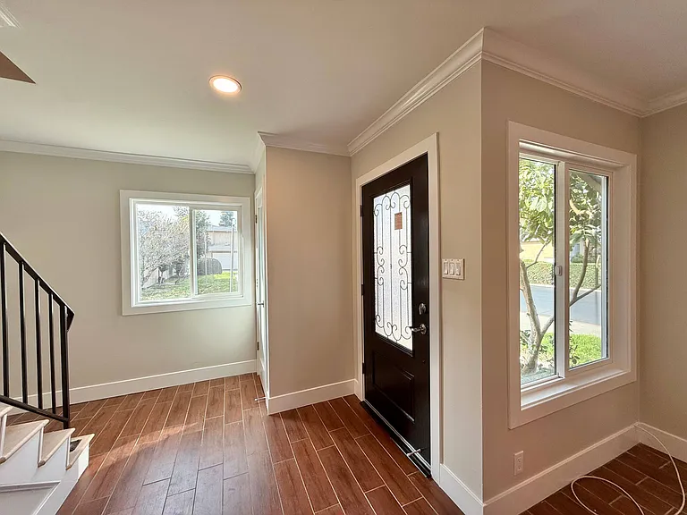 12902 Barranca Ln — Photo 3