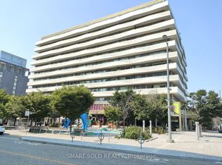 60 Tannery Rd #905, Toronto, ON M5A0S8