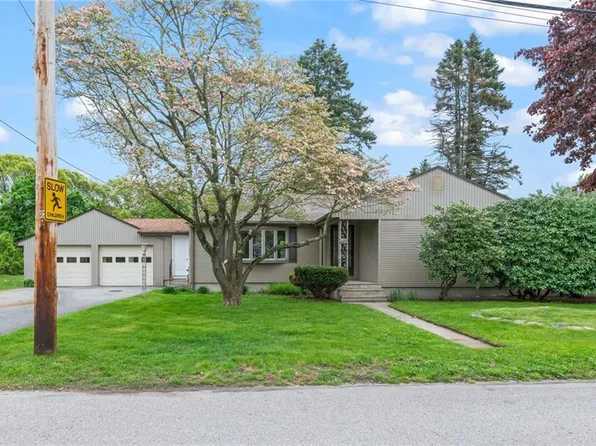 200 Glen Dr, Warwick, RI 02889