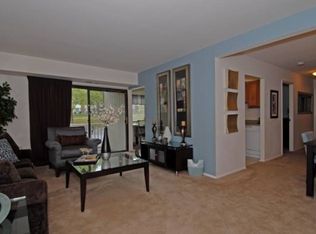 2 Rockingham Ct APT P, Parkville, MD 21234
