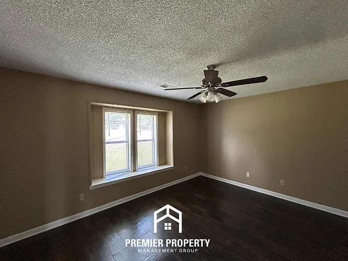 8141 Misty Meadows Ln — Photo 8