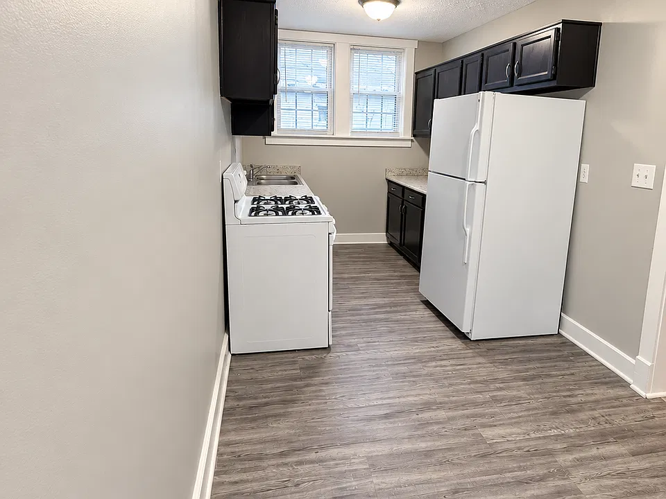 4600 W Broadway #2