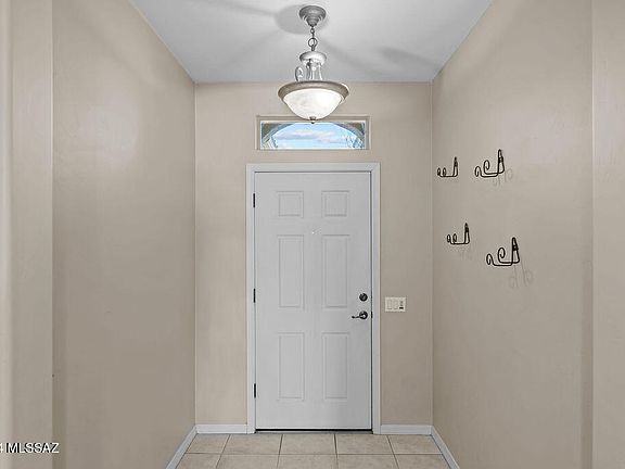 4th image of 14289 S Via Del Farolito