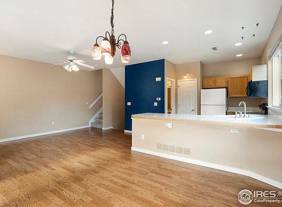 3rd image of 132 Salina St
