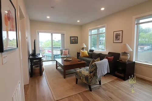 458 Washington St #203 Photo 1