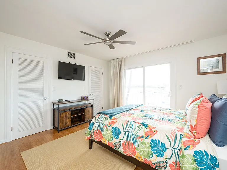 32 Hilton Haven Rd #9 — Photo 14